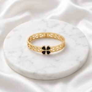 Gold Black Clover Cutout Bangle – Dainty Enamel Four Leaf Bracelet for Women